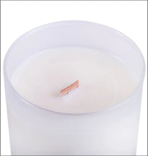 Load image into Gallery viewer, LilyBee Essential Oil Candle - Neroli, Rosemary, Peppermint
